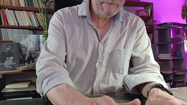 הופעת וובקאם של yvanbonar