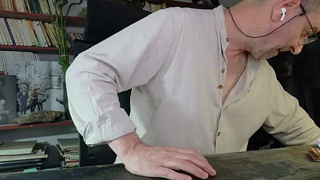 yvanbonar Webcam Show