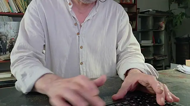 yvanbonar Adlı Modelin Web Kamerası Şovu