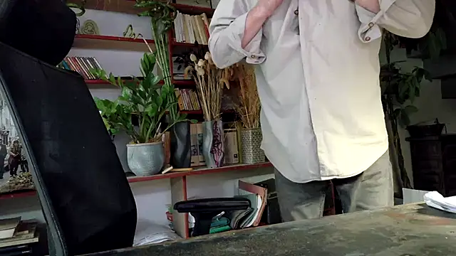 Pertunjukan Kamera Web yvanbonar