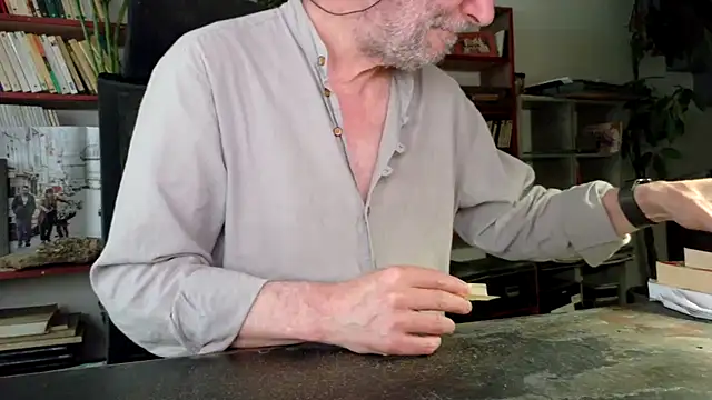 عرض كام yvanbonar