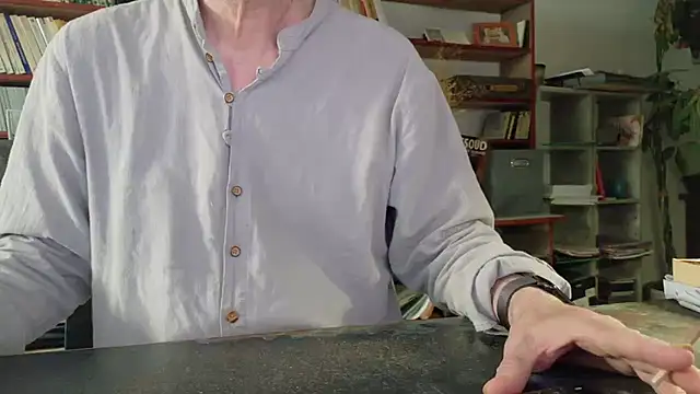 yvanbonar Show in webcam