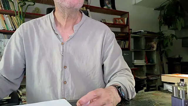 yvanbonar Show in webcam