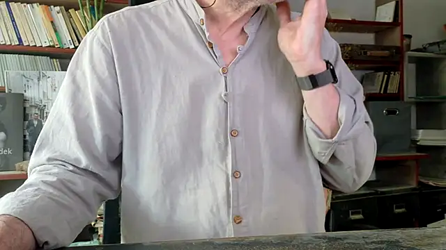 yvanbonar Show in webcam