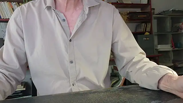 yvanbonar Show in webcam