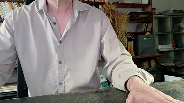 yvanbonar Show in webcam