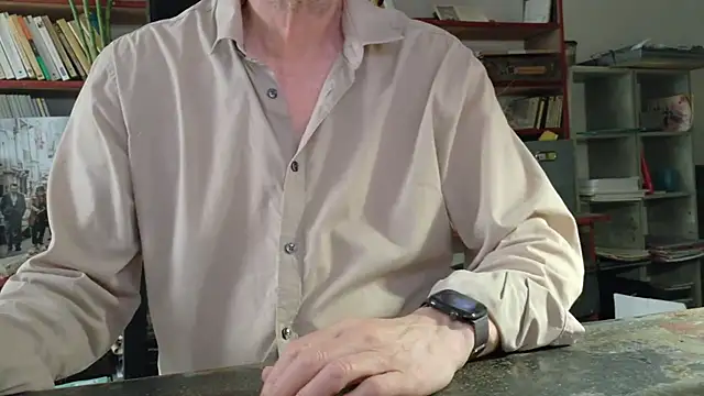 Pertunjukan Kamera Web yvanbonar