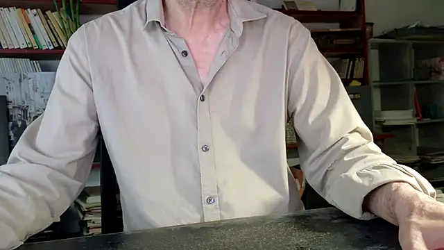 yvanbonar Show in webcam