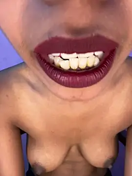 Small_Titss 网络视讯表演