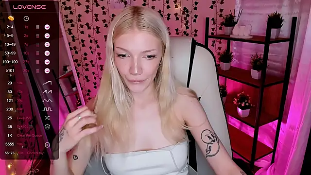 AnyaTaylor_'s Live XXX Chat