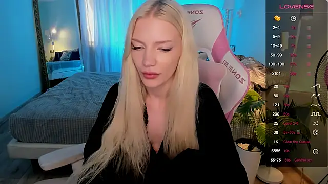 AnyaTaylor_ XXX чат на живо