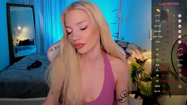 Chat XXX en directo de AnyaTaylor_