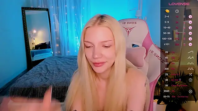 AnyaTaylor_ live XXX chat