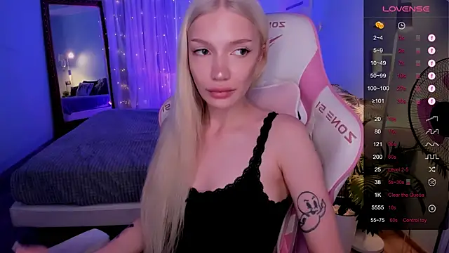 AnyaTaylor_: απευθείας συνομιλία ΧΧΧ