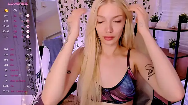 AnyaTaylor_'s Live XXX Chat