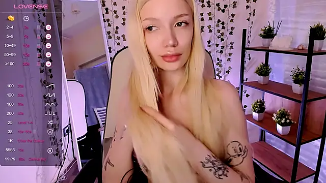 AnyaTaylor_ Live XXX-Chat