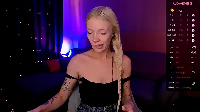 AnyaTaylor_のライブXXXチャット