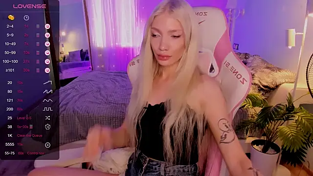 AnyaTaylor_'s Live XXX Chat