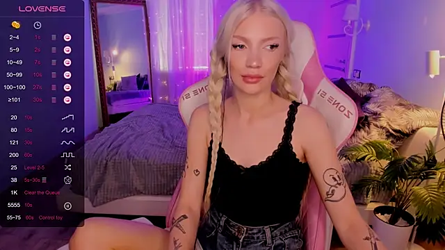 AnyaTaylor_'s Live XXX Chat