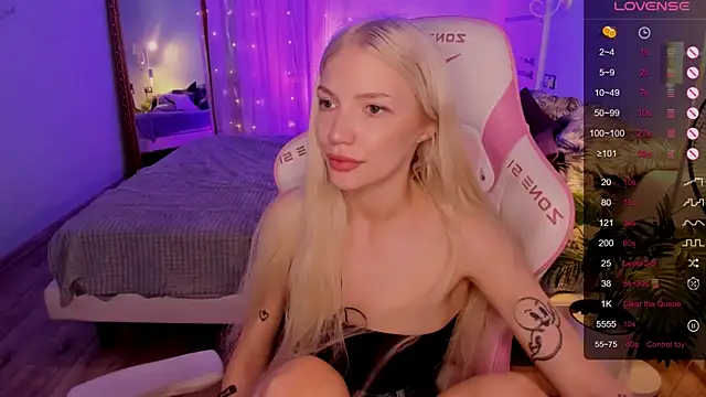 AnyaTaylor_ webkamerás műsora