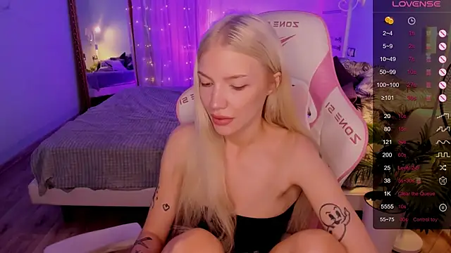 AnyaTaylor_ live XXX chat