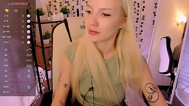 AnyaTaylor_ Live XXX Chat