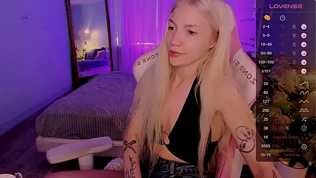 AnyaTaylor_ XXX чат на живо