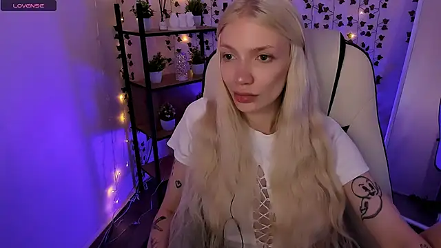 Chat XXX en directo de AnyaTaylor_