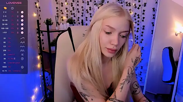 XXX chat uživo modela AnyaTaylor_
