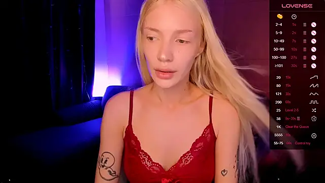 AnyaTaylor_のライブXXXチャット