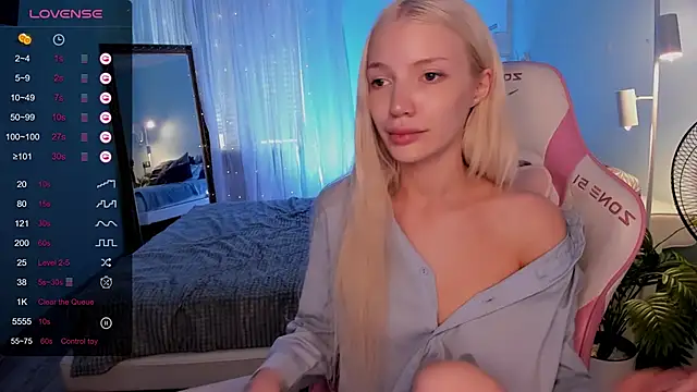AnyaTaylor_ Live XXX Chat