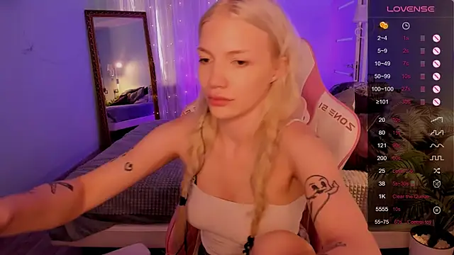 AnyaTaylor_: απευθείας συνομιλία ΧΧΧ