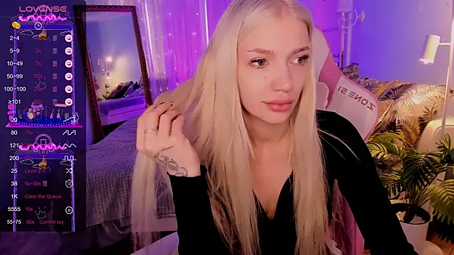 Show Webcam de AnyaTaylor_
