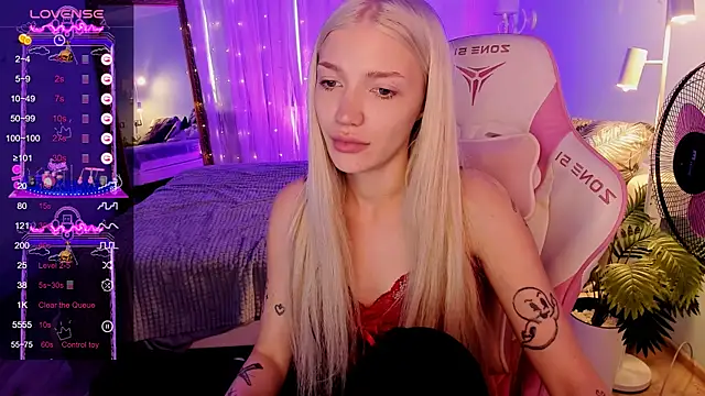 AnyaTaylor_ লাইভ XXX চ্যাট