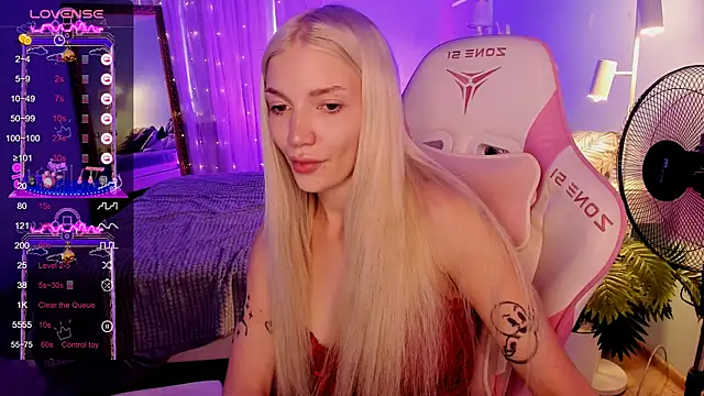 Chat XXX en directo de AnyaTaylor_