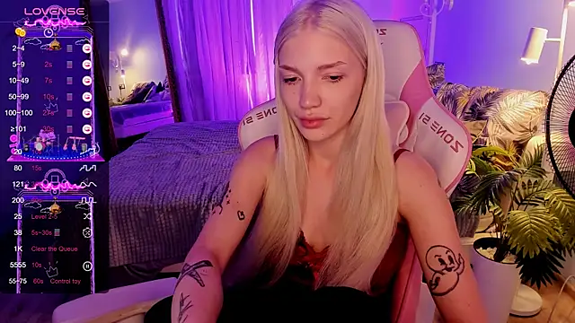 AnyaTaylor_ Webcam Show