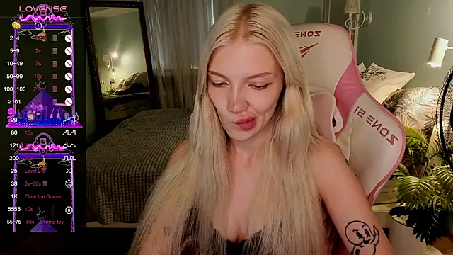 Chat XXX en directo de AnyaTaylor_