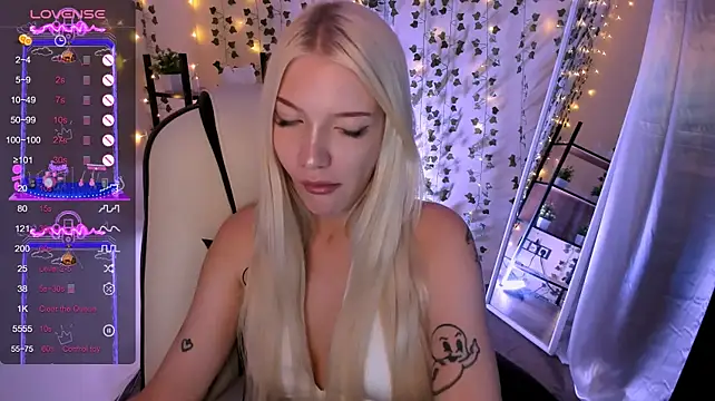 AnyaTaylor_ Webcam-Show