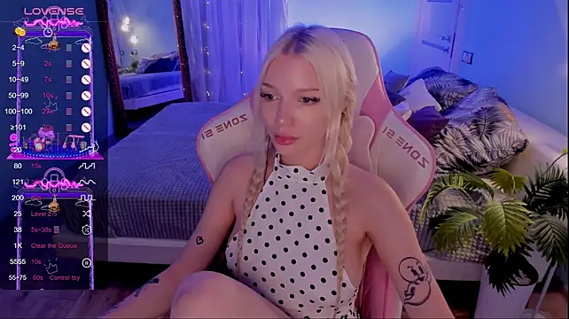 AnyaTaylor_: απευθείας συνομιλία ΧΧΧ