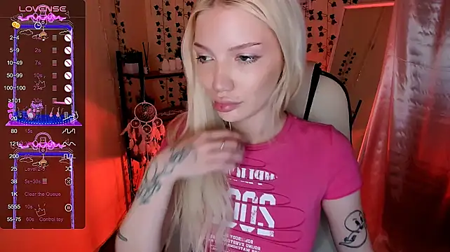 XXX chat uživo modela AnyaTaylor_