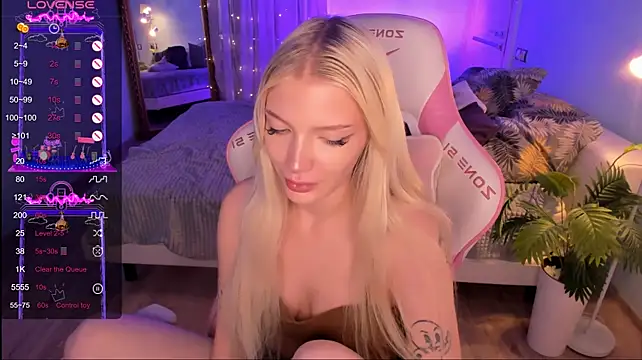 Chat XXX Live AnyaTaylor_
