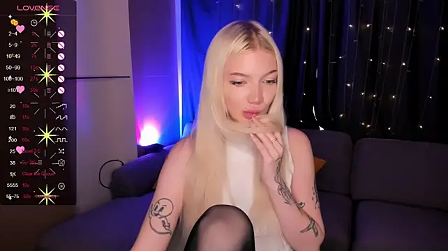 Chat XXX en directo de AnyaTaylor_