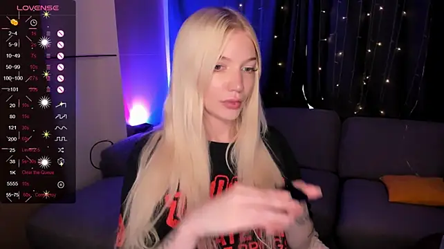 AnyaTaylor_ live XXX chat