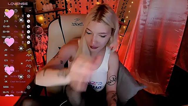Chatroom XXX en direct de AnyaTaylor_