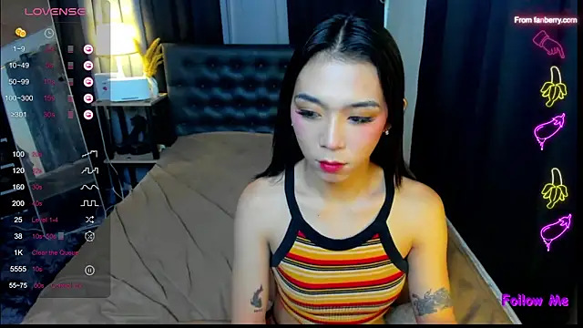 bellamoonlightX webkamerás műsora