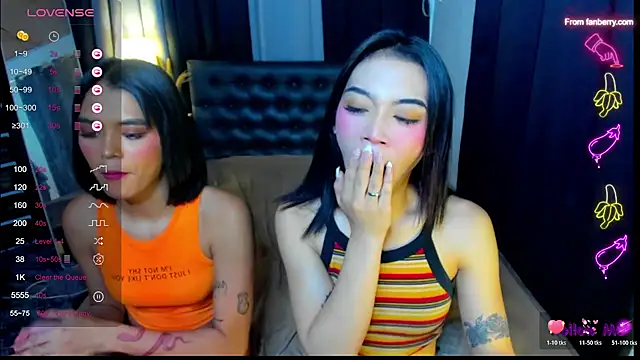 bellamoonlightX's Webcam Show