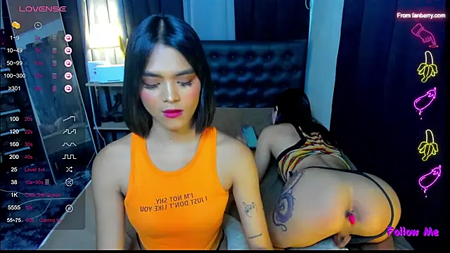 bellamoonlightX's Webcam Show