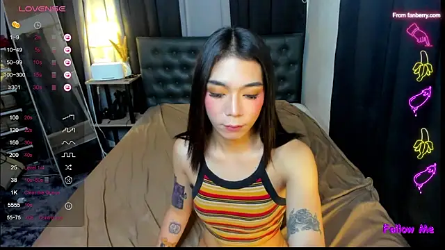 bellamoonlightX webkamerás műsora