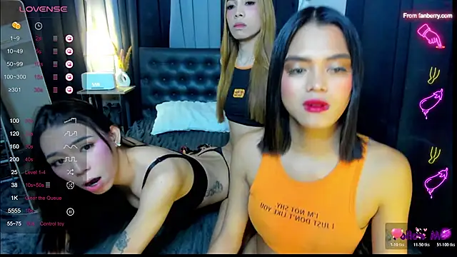 bellamoonlightX Show in webcam