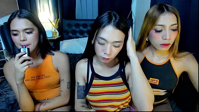 bellamoonlightX's Webcam Show